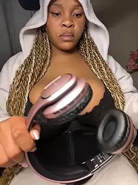 Private YellowHoneyDip on StripChat