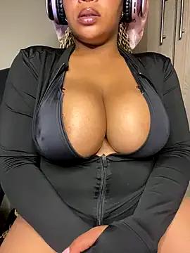 Private YellowHoneyDip on StripChat