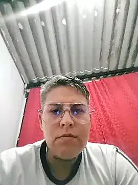 Freechat Yessi_rousse on StripChat