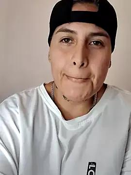 Freechat Yessi_rousse on StripChat