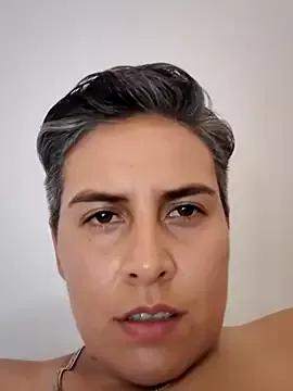 Freechat Yessi_rousse on StripChat