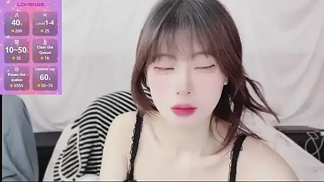 Freechat yuanbao_a on StripChat