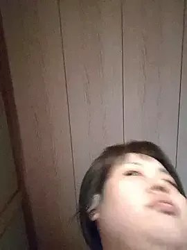 Group yukari_0011 on StripChat