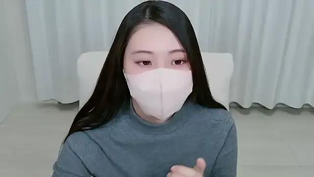 Private yuki_room on StripChat