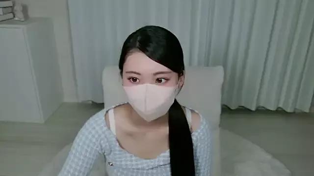 Private yuki_room on StripChat