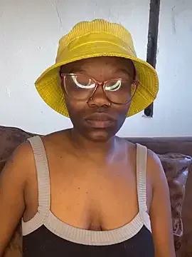 YummyMelanin117 on StripChat 