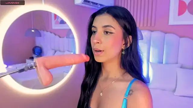 Freechat zia_cooper on StripChat