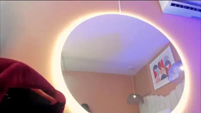 Freechat zia_cooper on StripChat