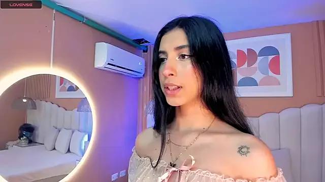 Freechat zia_cooper on StripChat