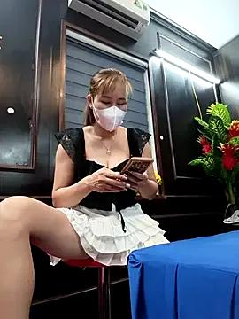 Freechat zizi_public on StripChat