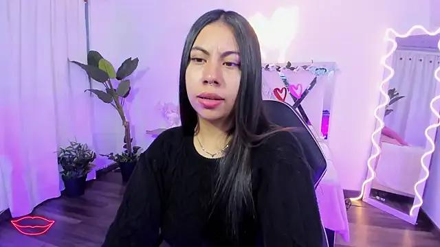 Freechat ZURY_TAY on StripChat